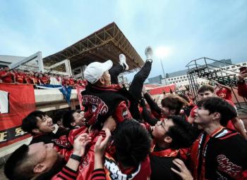 Miracle I made in a month of my appointment! O Ji-ryong Promoted Chongqing First Division...Seo Jung-won, Chengdu, and Sichuan Derby are successful