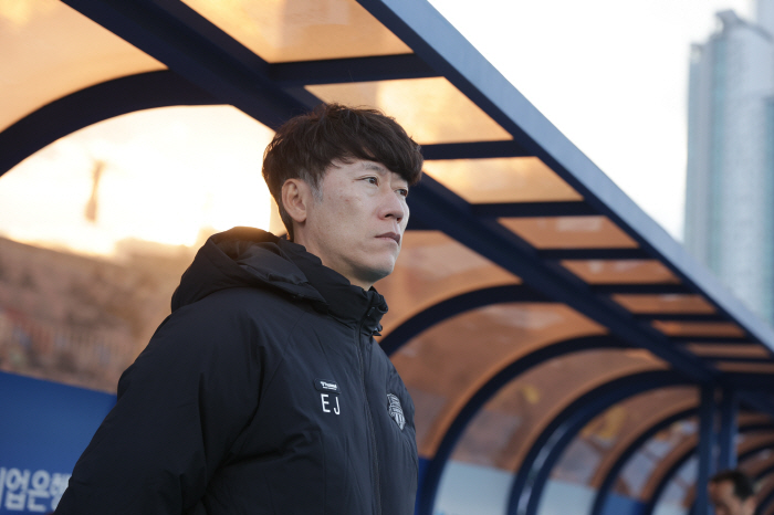  9th place war → Ulsan killer Kim Eun-joong's last chance this season, you shouldn't get excited by acting as Noh Sang-rae...Pee-malley, start of the match