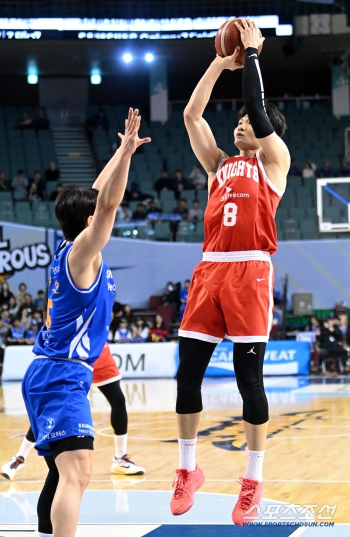  Ahn Youngjun, you're going to shoot exactly