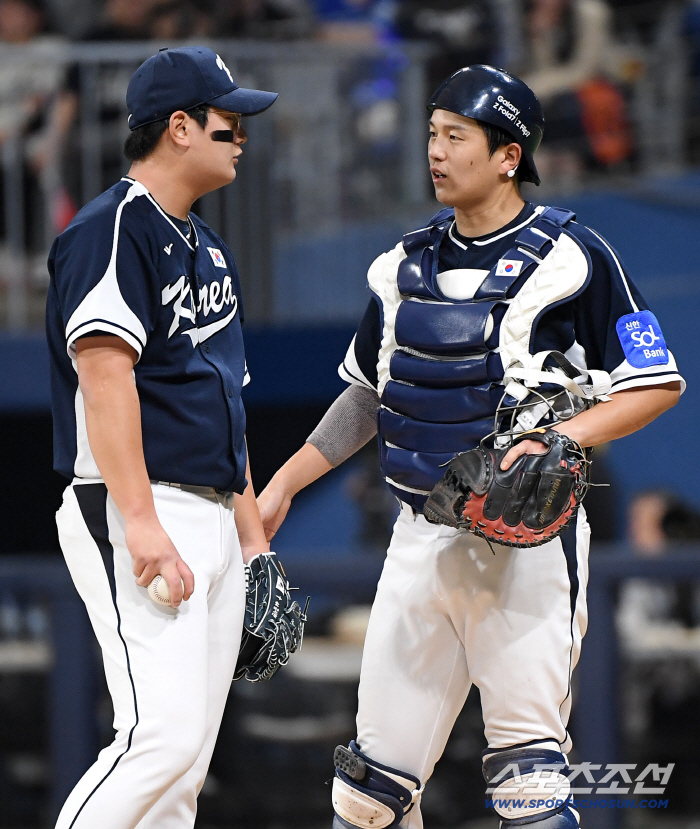  Cho Hyung-woo encourages Kim Seo-hyun