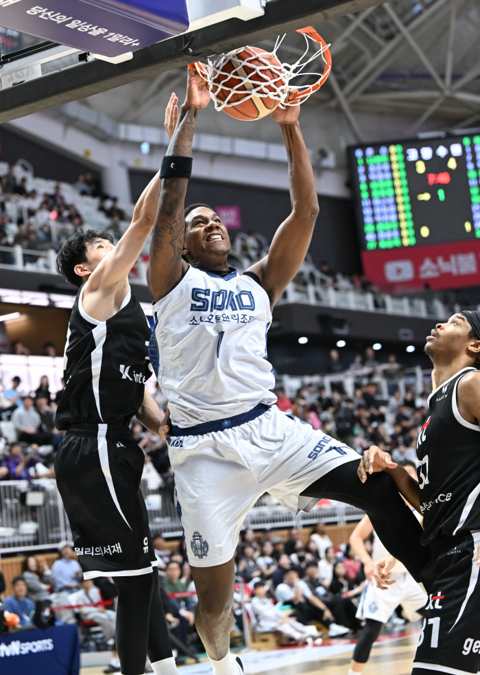 The power of Sono Big 3! KT's defense is perfect. Night Chembao Yi Jeonghyeon 62P Jointly. KT's 22-point lead was completely destroyed. The big three, synergy, dominated the game