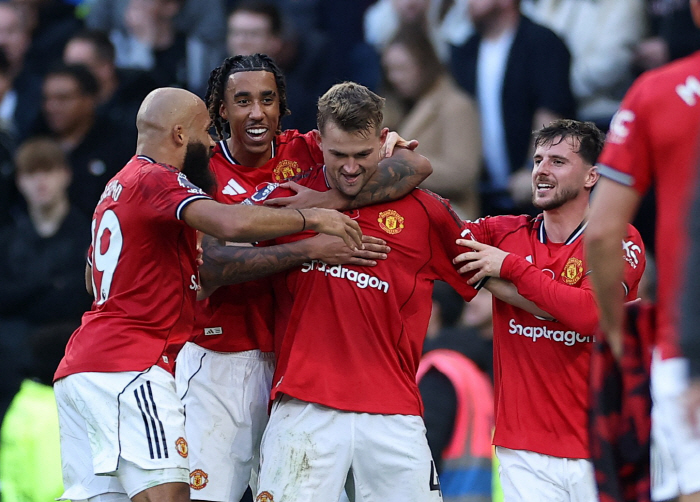 Theatrical goal! Theatrical goal! 91 mins Oyeol Hishalisson, Theater Reversal Goal → 96 mins Diricht, Reversal Goal Match Tottenham Manchester United, 22 draw