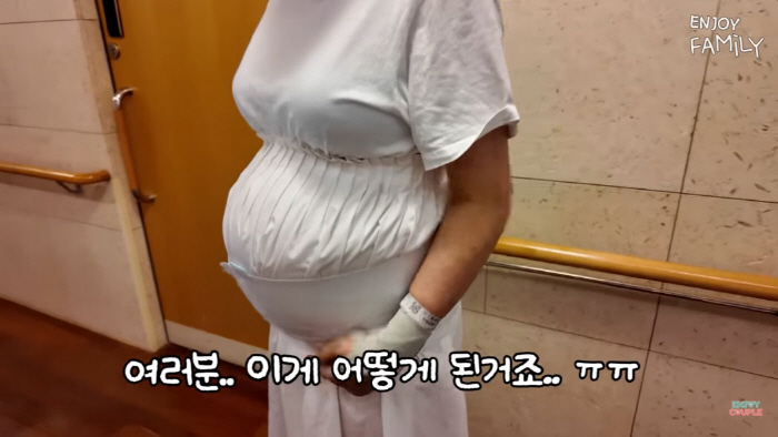 Twin Mom Im Lara, even after giving birth, D-line...My stomach didn't go in at all