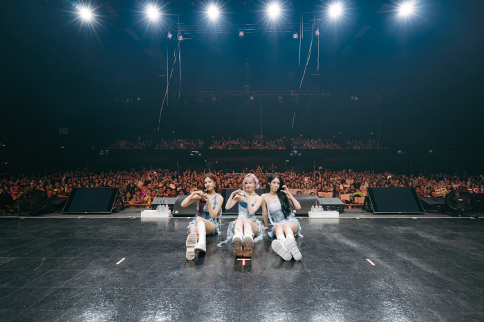 Bibi-ji's 2nd World Tour Completion...I've grown up once again How do you feel