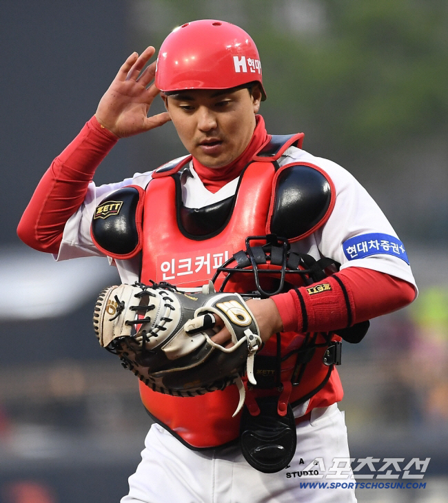 Can he become a popular FA player after playing 15 games? C grade in the catcher's difficulty? How lucky he is