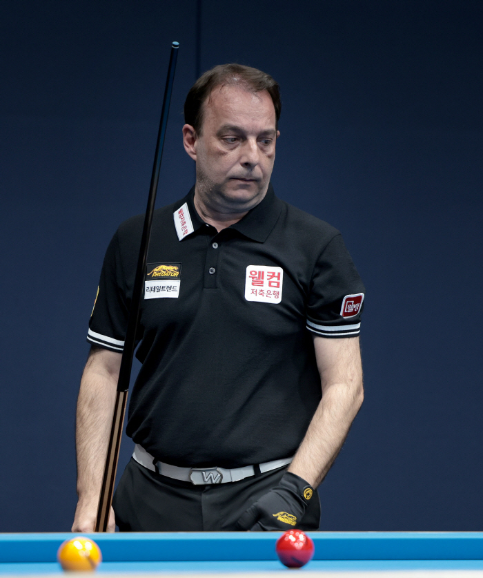 Hulk collapsed again. PBA domestic power Hulk Kangdonggung failed to advance to the quarterfinals, and lost to Daniel Sanchez in the big match in Jeongseon, the 7th tour of the season