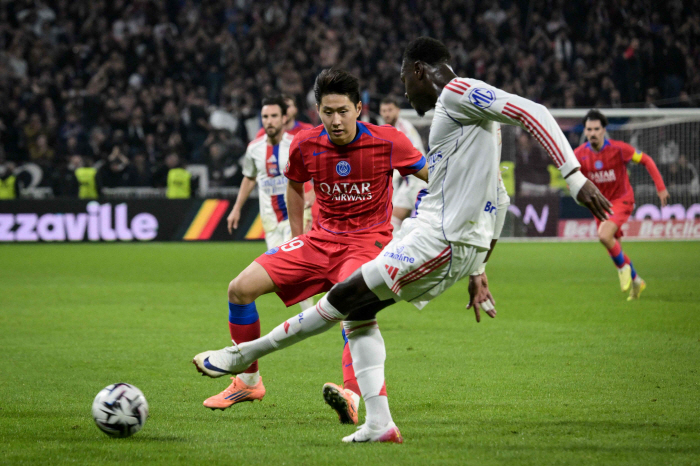 Lee Kang-in, who touched his pride, proved his value in the 100th game of PSG, induced him to leave → Final goal AS humor and laughter were restored