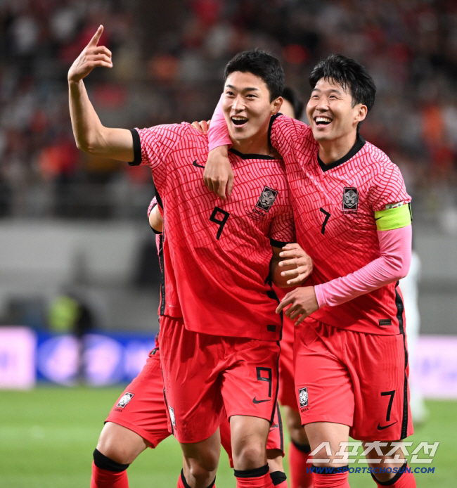  Hong Myung-bo, who was satisfied with the first impression of the beginning of the Cheonan era, the pitch that the players should be satisfied with, let's do well from the first training