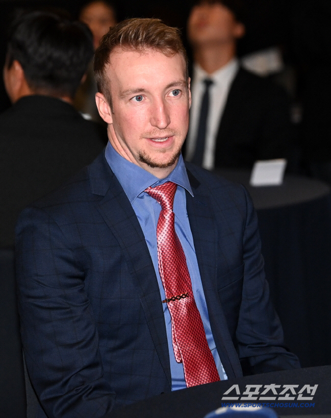 Ponce, will I leave Hanwha in the end...Top Destination Also Mentioned? Peddy Disappointed, New Chances Of Success