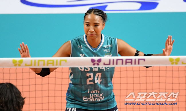 4G consecutive full sets GS Caltex and Raina accompanied them except for 2G consecutive times, but the pain is...