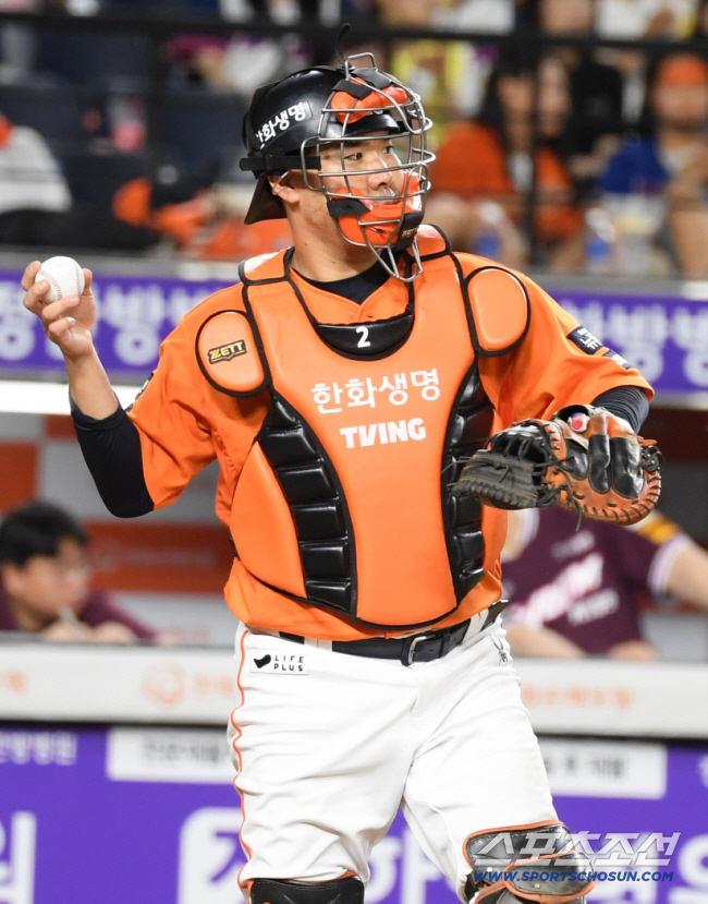 Hanwha Lee Jae-won Appointed as Playing Coach...Thinking about what we can do for the team.