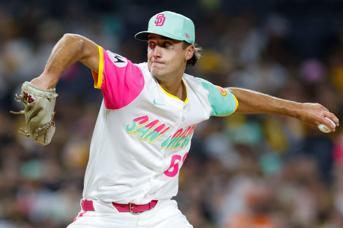 Hold all the pedi, heart, and Riley cards, and that's not it?I heard there are better players