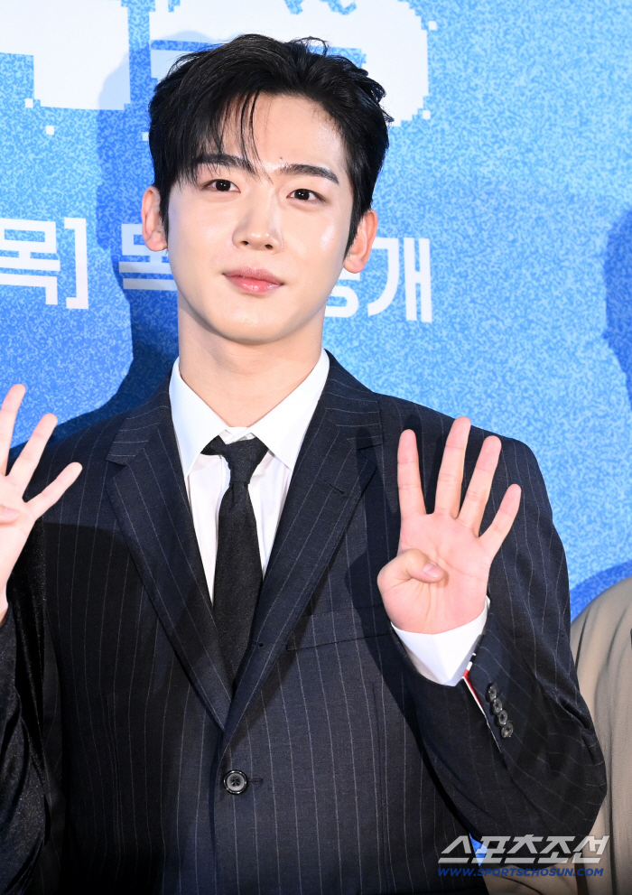  Kim Yo-han, Fourth Love Revolution