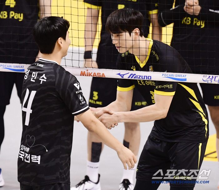  Let's do our best everywhere, Jung Minsu and Lim Sungjin