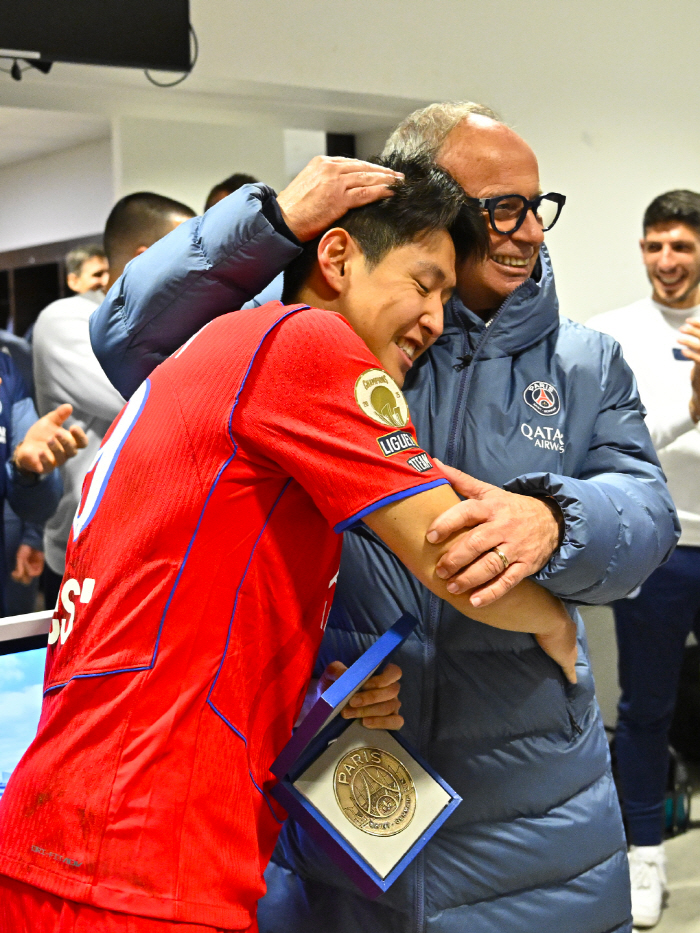 Shock revelation! Lee Kang-in's fearless existence forced criticism ridicule → There was never a time when I couldn't...PSG's silent voice hero praise