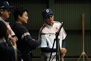There has never been a pitcher like this before! Refusing to compare with all-time pitchers → Funny Coach Kim Won-hyung found treasure in Miyazaki