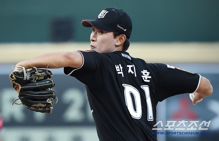 There was a reason why the coach took him. Four rookies played in the 2026 international exchange match. Expectations are rising next year