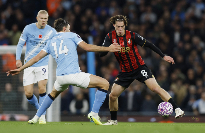 This is a battle of pride. EPL's new rival Manchester United vs Tottenham war broke out. Next-generation England star enters race to recruit second Grealish (electric version)