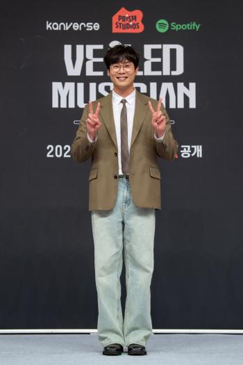 'Bild Musician' Choi Daniel, 'First time as an audition MC? 'Trying to be a mood maker on the spot.'