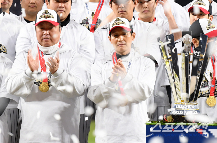 I feel like I'm going to burst one. Cha Myung-seok's information is close to signing a big fish FA contract. Who will it be