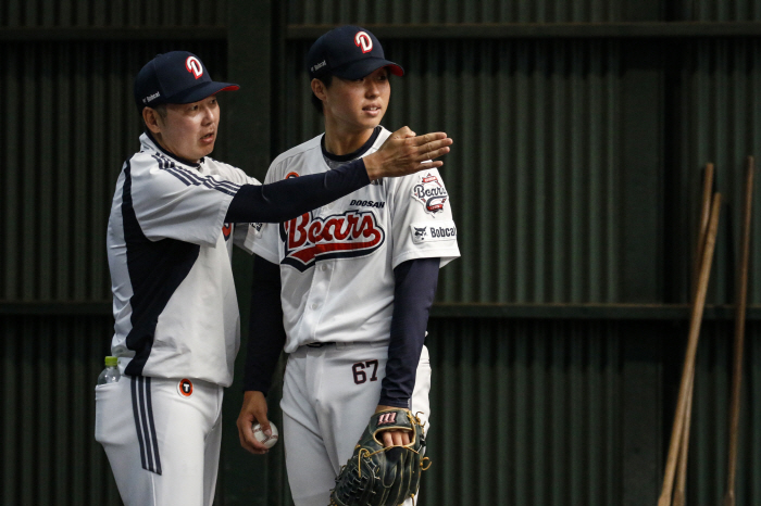 I threw 200 lattes each. Kim Wonhyung's special name! The amount of training is merciless → Throw it if you can't control it. If it's not now, when are we going to throw it