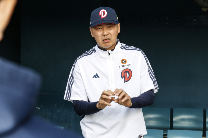 I threw 200 lattes each. Kim Wonhyung's special name! The amount of training is merciless → Throw it if you can't control it. If it's not now, when are we going to throw it