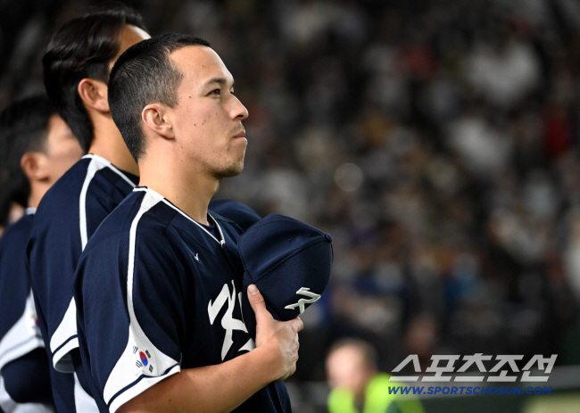 'I'm sorry for the Korean national team.' The first player ever to get on the operating table, confessed in advance