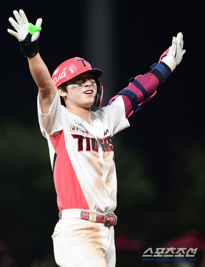 Park Chan-ho even hit 10 billion typhoon Miyazaki → Lotte and Doosan are not sure..? Fatigue builds up due to excessive ransom inflation.