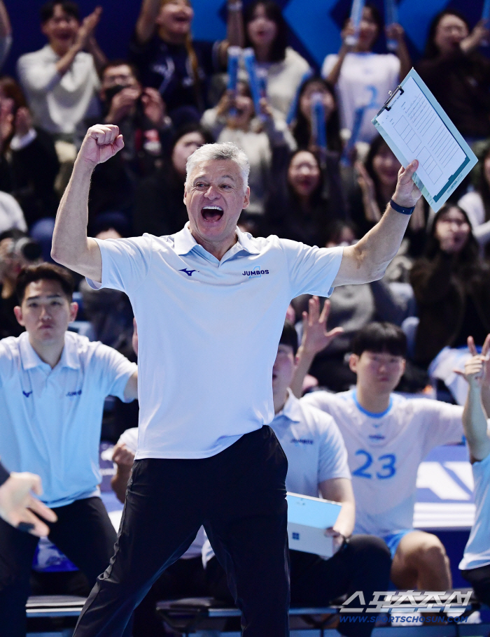  Coach Henan is happy with the players for scoring