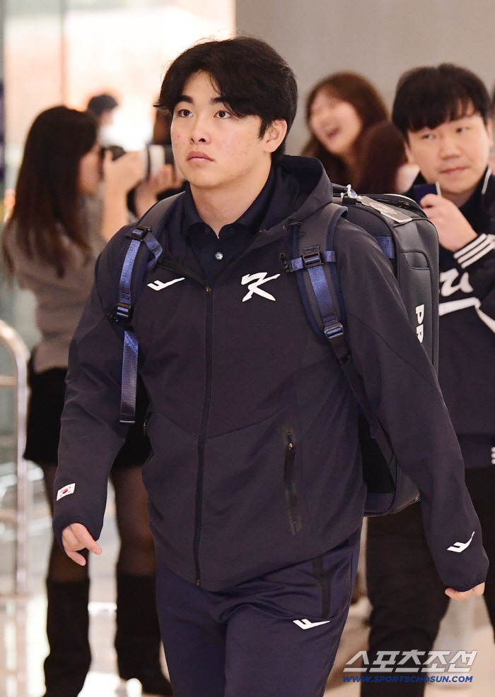  Moon Hyunbin, look ahead and move forward