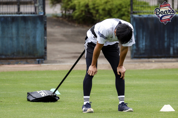Wow, you're going to do this? I thought it was a Marine camp.. Pitchers 15kg sandbag running! → It feels like my lower body has gotten stronger