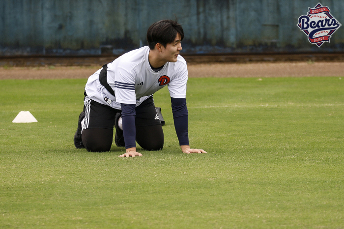 Wow, you're going to do this? I thought it was a Marine camp.. Pitchers 15kg sandbag running! → It feels like my lower body has gotten stronger