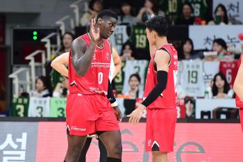 Articles of association, complete defeat of DB. a joint lead. Sono Big 372 points collaboration. Gas Corporation's first consecutive victory of the season