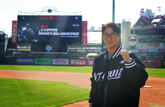 Maybe there won't be an official transfer this week?No. 1 no news FA market, there's a reason