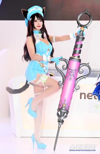  G-Star 2025, the character in the game is in front of me