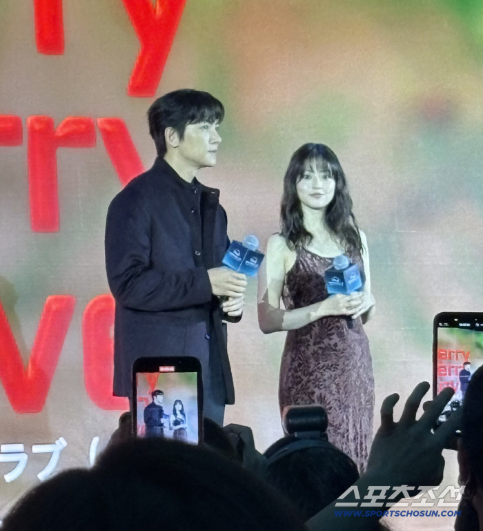  Mary Berry Love Ji Chang-wook is nervous because it's his first time appearing in Disney. Please look forward to the communication process