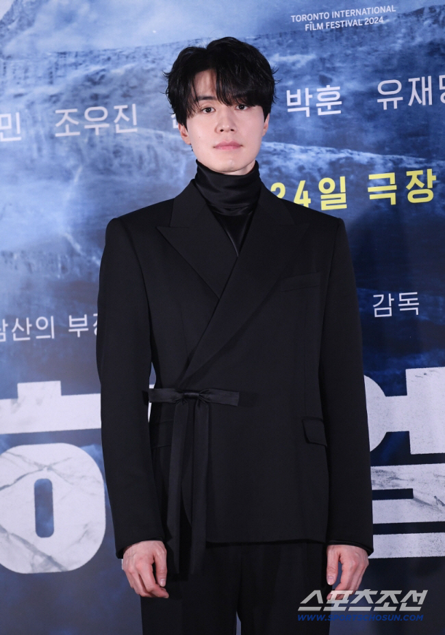 Lee Dong-wook and Kim Hye-jun Return for ‘A Shop for Killers' Season 2