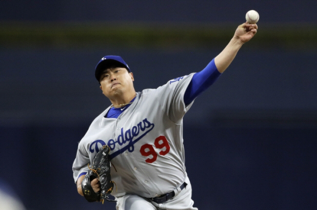 Shock! 2019 Ryu Hyun-jin 2025 Yamamoto, it's a fact! World Series MVP Yamamoto Cy Young Award No. 3 in voting. Zero votes for first and second place