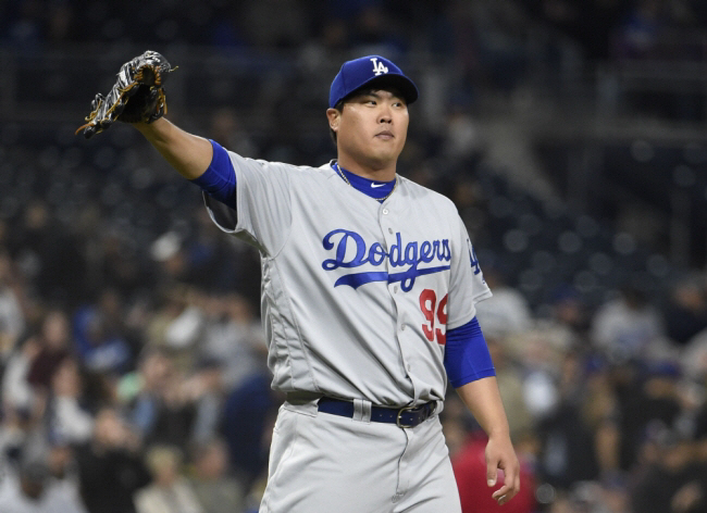 Shock! 2019 Ryu Hyun-jin 2025 Yamamoto, it's a fact! World Series MVP Yamamoto Cy Young Award No. 3 in voting. Zero votes for first and second place