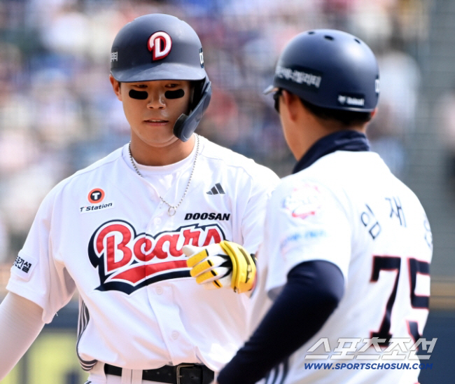 Shock retirement of opening shortstop! The director found it first.. He also resisted the team's dissuasion → He said he rarely played baseball this season