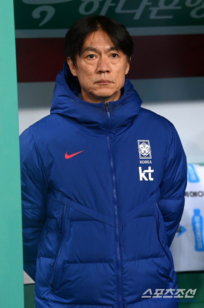  Foul Lee Kang-in in anger why he was warned for retaliatory actions...Hong Myung Bo-ho who can't solve it