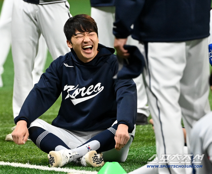 The 2006 semi-final miracle has an atmosphere. The 22.1-year-old NEW national team felt by Ryu Ji-hyun, a regular member of the national team. It's not just bright
