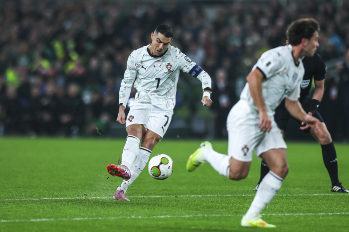 Even the Portuguese media turned their back on FIFA, but is FIFA a preferential treatment? BBC Elbow Price Ronaldo May Play World Cup Without Additional Punishment