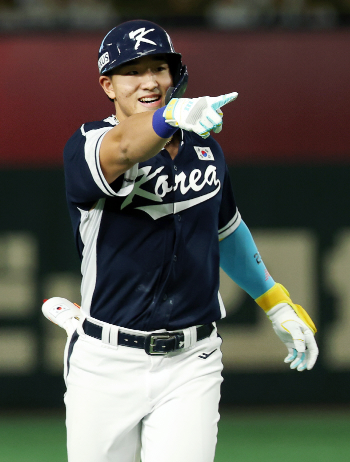 He turned over the Tokyo Dome as a monster hitter. a pre-emptive two-run shot. To Sungmoon and Rendezvous Solo. Will I finally lose nine games in a row