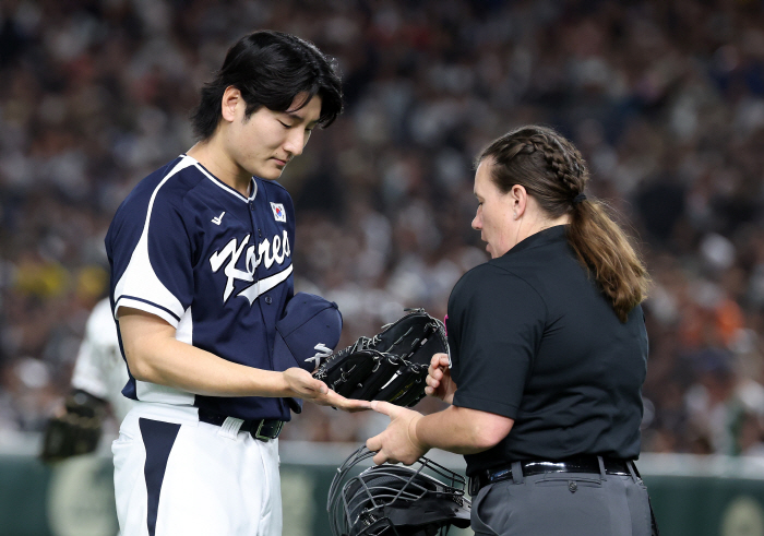 He turned over the Tokyo Dome as a monster hitter. a pre-emptive two-run shot. To Sungmoon and Rendezvous Solo. Will I finally lose nine games in a row