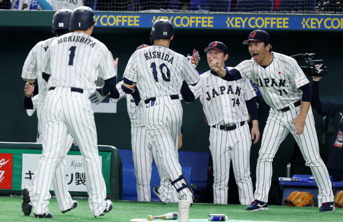 It was good up to Ahn Hyun-min, Song Seong-moon, and Rendezvouso. 30→411 In the end, he lost 10 consecutive games against Japan. Check the difference in Tuta's skills