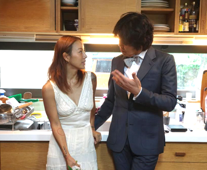 Lee Hyori Reflects on Her Past Fashion and Wedding Dress Story
