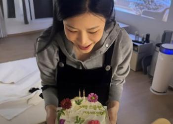 Lynn, thank you for the warm house you've been living with your friends since your divorce. I love you