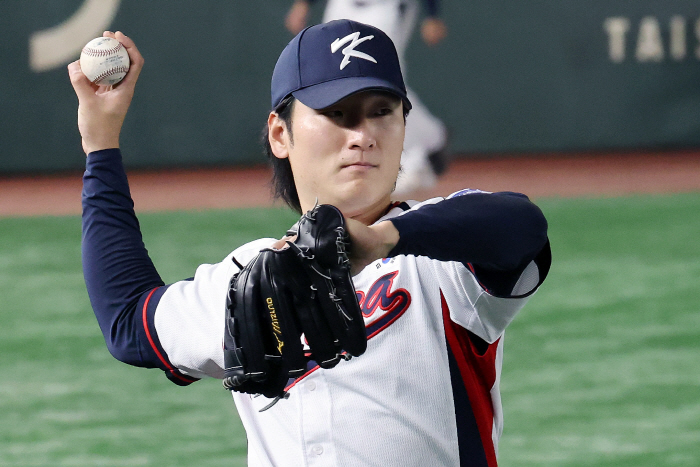 There are all good hitters. The center of the Songseongmunno City's Environmental Bogyeong. The left and right zigzag lineup is complete.