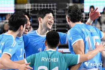 Apologizing, 5 consecutive wins  1st place, Jung Ji-seok is crazy...Korean Air Overcomes Hyundai Capital 